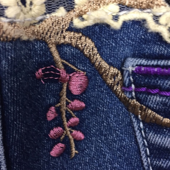 Jeans Dictionary Embroidered Bootcut Jeans Size 27 - Picture 6 of 8